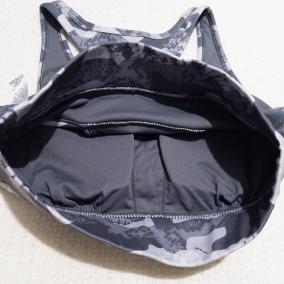 Cute Reebok Sports Bra - Picture 5 of 6